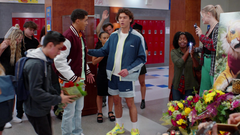 Adidas Men's Jacket and Shorts Tracksuit of Belmont Cameli as Jamie Spano in Saved by the Bell S02E08 The Gift (3)