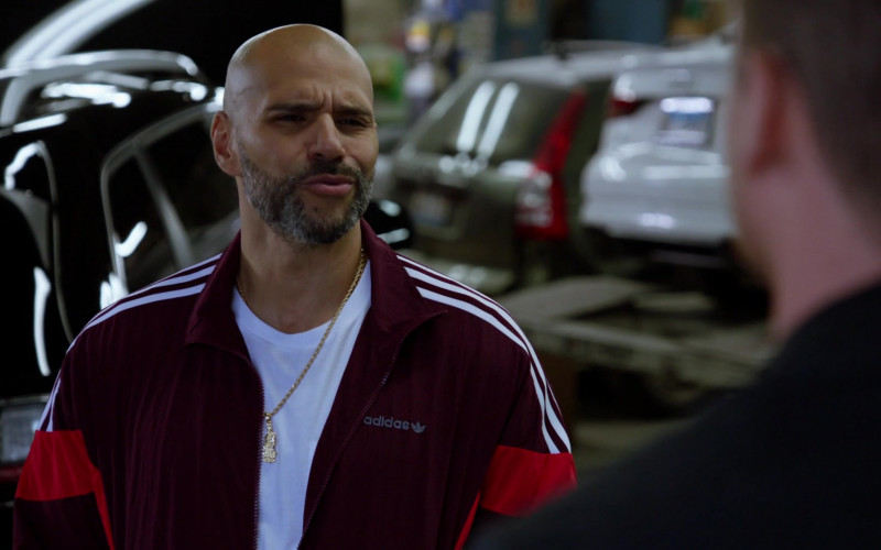 Adidas Men's Track Jacket in Chicago P.D. S09E07 Trust Me (2021)