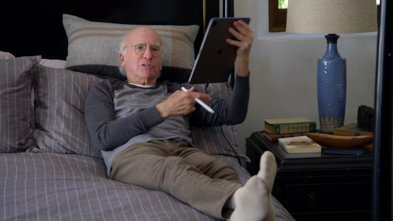 Apple iPad Pro Tablet Used by Larry David in Curb Your Enthusiasm S11E06 Man Fights Tiny Woman (2021)