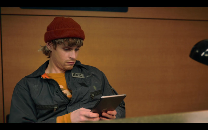 Apple iPad Tablet of Fletcher Donovan as Eric in Love Hard (2021)