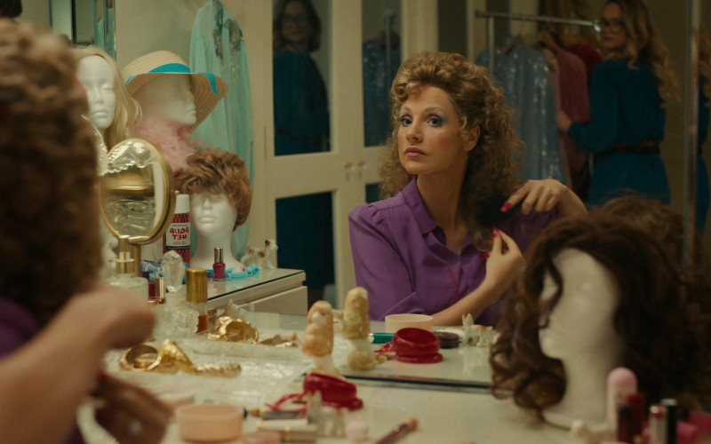 Aqua Net Hair Spray of Jessica Chastain in The Eyes of Tammy Faye (2021)