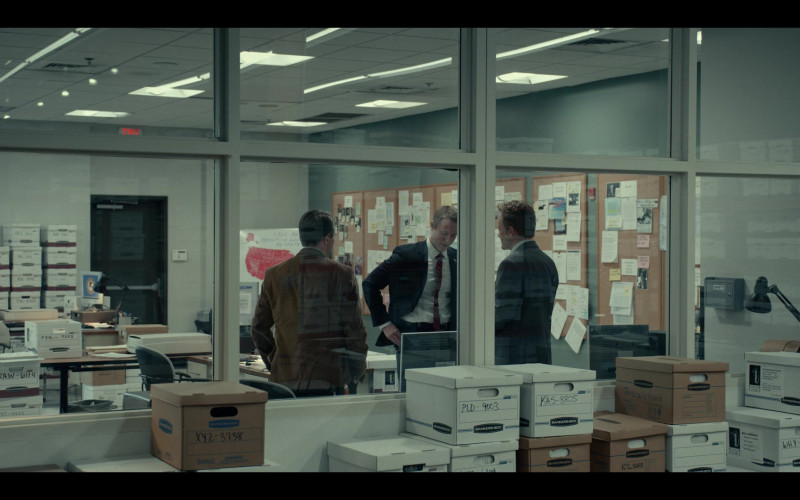 Bankers Boxes in Dopesick S01E08 "The People vs. Purdue Pharma" (2021)
