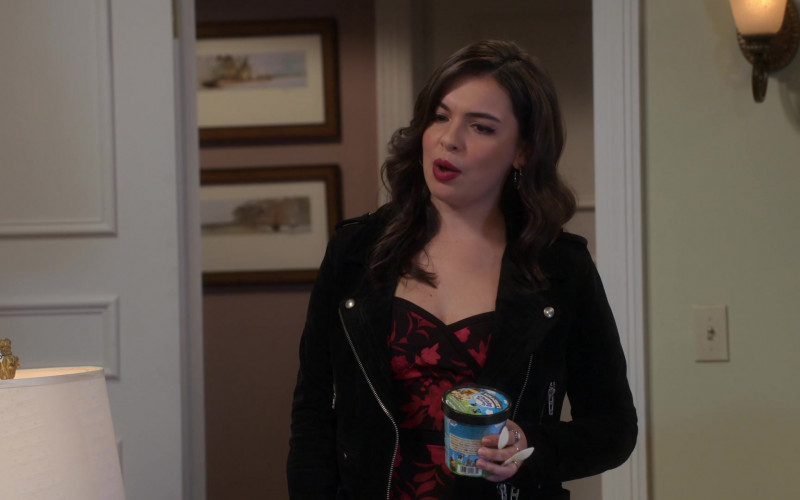 Ben & Jerry’s Ice Cream Held by Isabella Gomez as Alicia Adams in Head of the Class S01E10 Three More Years (2021)