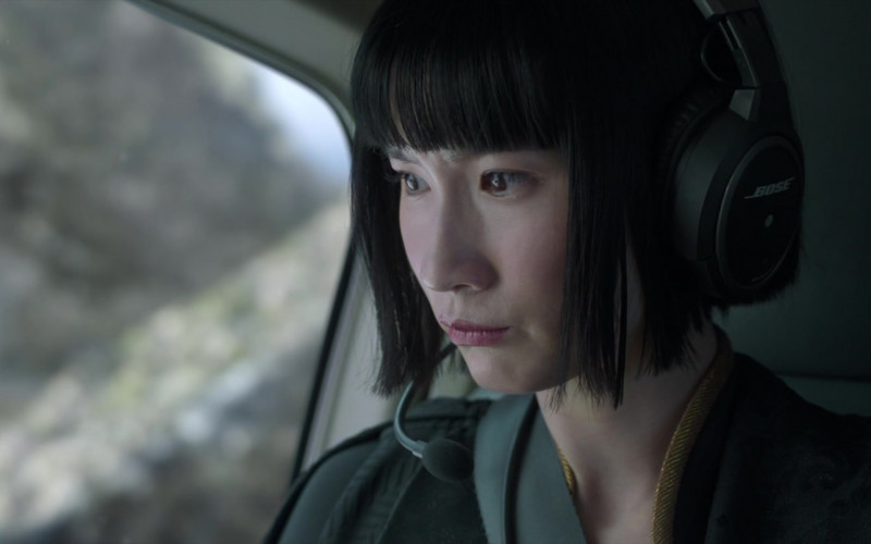 Bose Aviation Headset of Meng’er Zhang as Xialing in Shang-Chi and the Legend of the Ten Rings (2021)