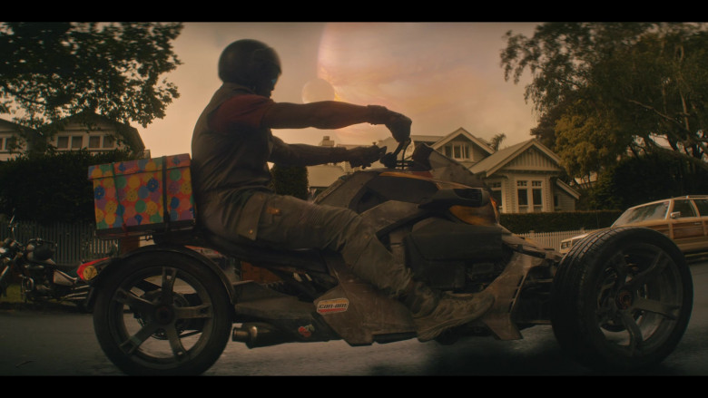 Can-Am Motorcycle of Mustafa Shakir as Jet Black in Cowboy Bebop S01E03 Dog Star Swing (2021)