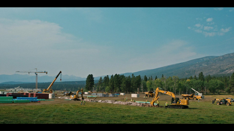Caterpillar Machines in Yellowstone S04E02 Phantom Pain (2)