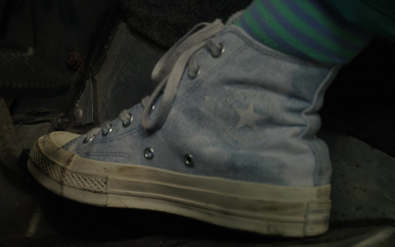 Converse Denim Shoes of Darby Camp as Emily in Clifford the Big Red Dog (2021)