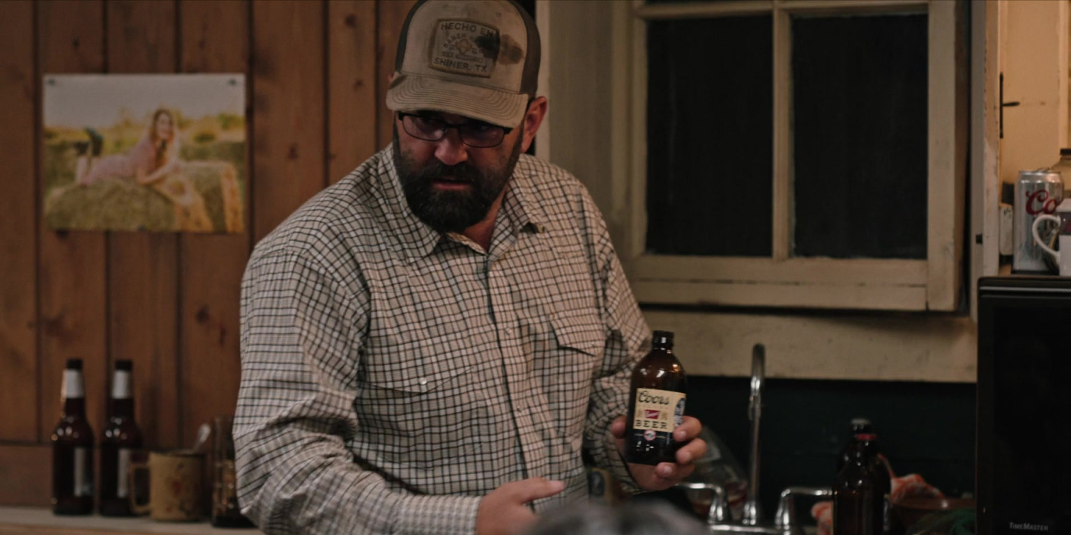 Coors Banquet Beer Bottles In Yellowstone S04E04 "Winning Or Learning