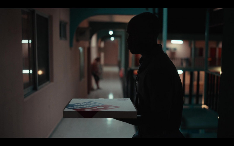 Domino’s Pizza in Narcos Mexico S03E10 Life in Wartime (2021)