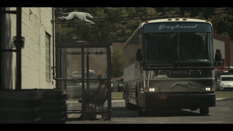 Greyhound Bus in American Rust S01E09 (2)