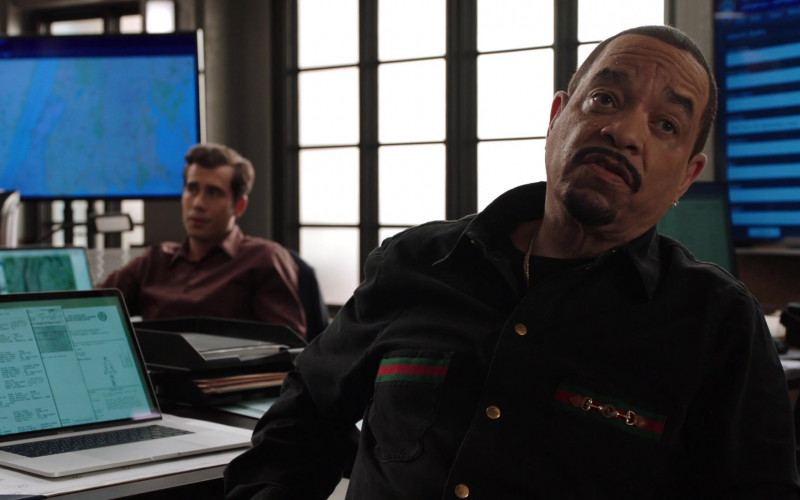 Gucci Men's Shirt of Ice-T as Odafin Tutuola in Law & Order Special Victims Unit S23E07 They'd Already Disappeared (2021)