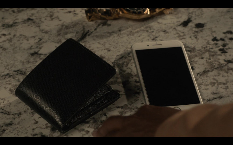 Gucci Men's Wallet in True Story S01E03 Chapter 3 Victory Lap (1)