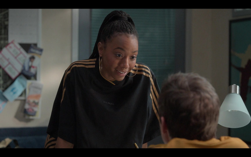 Ivy Park Outfit of Alyah Chanelle Scott as Whitney in The Sex Lives of College Girls S01E01 Welcome to Essex (2)