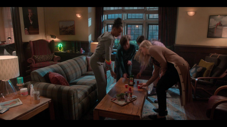 Jägermeister Digestif Liqueur in The Sex Lives of College Girls S01E01 Welcome to Essex (2021)