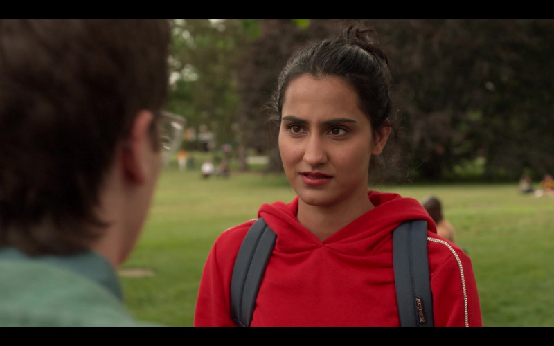 JanSport Backpack of Amrit Kaur as Bela in The Sex Lives of College Girls S01E01 Welcome to Essex (2021)