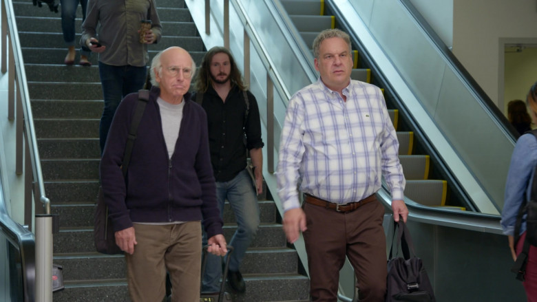 Lacoste Men's Long Sleeve Slim Fit Plaid Woven Shirt of Jeff Garlin as Jeff Greene in Curb Your Enthusiasm S11E06 Man Fights Tiny Woman (2021)