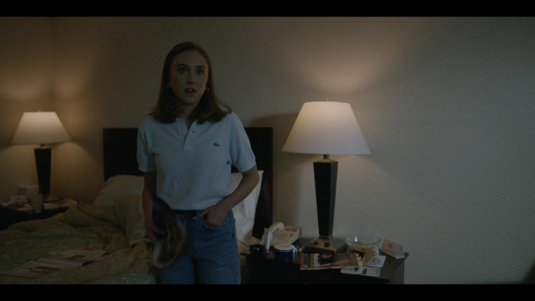 Lacoste Women’s Polo Shirt in American Crime Story S03E09 The Grand Jury (2021)