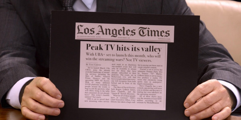 Los Angeles Times Newspaper in The Morning Show S02E09 Testimony (2021)