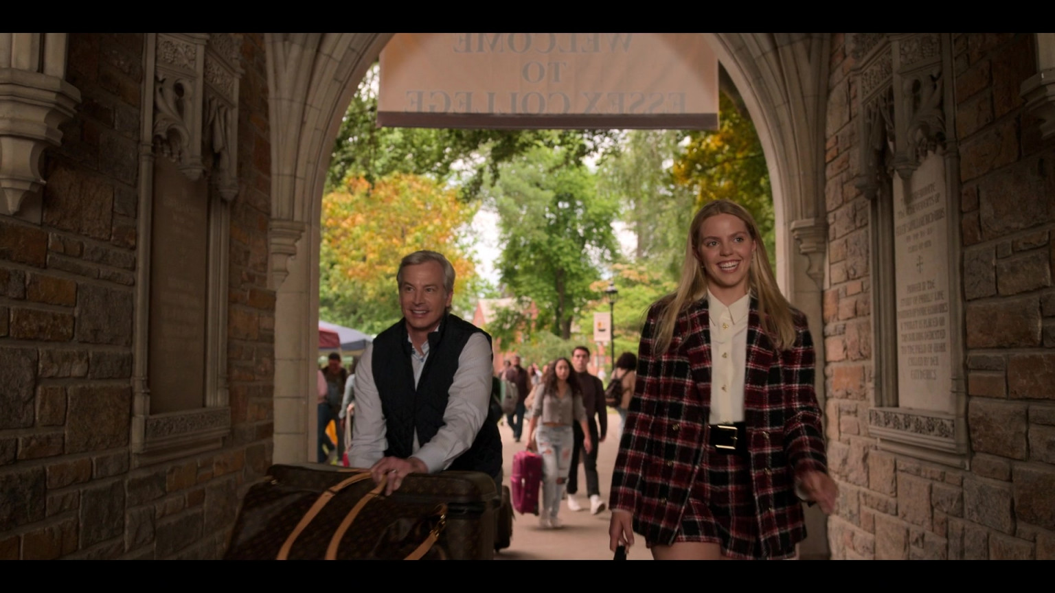 Louis Vuitton Luggage In The Sex Lives Of College Girls S01e01 Welcome To Essex 2021