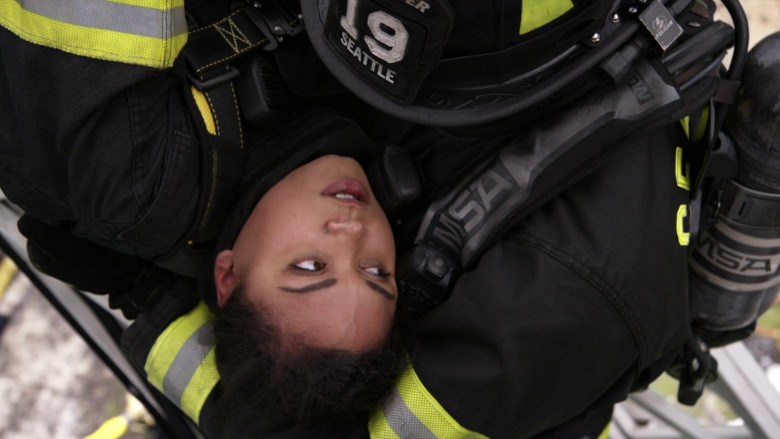MSA Self Contained Breathing Apparatus in Station 19 S05E05 Things We Lost in the Fire (5)