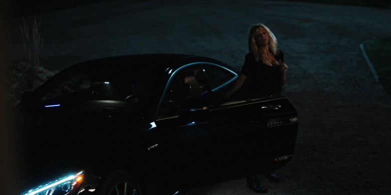 Mercedes-Benz AMG S63 Coupe Black Car Driven by Kelly Reilly as Beth Dutton in Yellowstone S04E04 Winning or Learning (2)