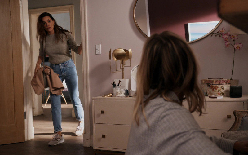 New Balance Women's Sneakers in Station 19 S05E05 Things We Lost in the Fire (2021)