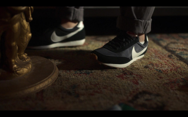 Nike Daybreak Women's Shoes of Karrie Martin as Ana Morales in Gentefied S02E04 Send Me A Sign (2021)