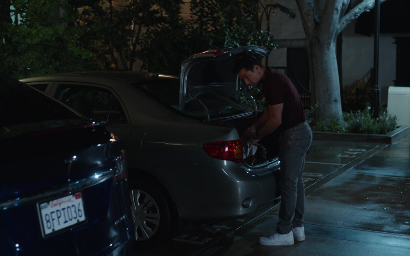 Nike White Shoes of Mario Lopez as A.C. Slater in Saved by the Bell S02E10 Let the Games Begin (2021)