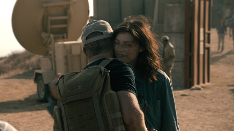 Oakley Backpack in SEAL Team S05E06 Man on Fire (2021)