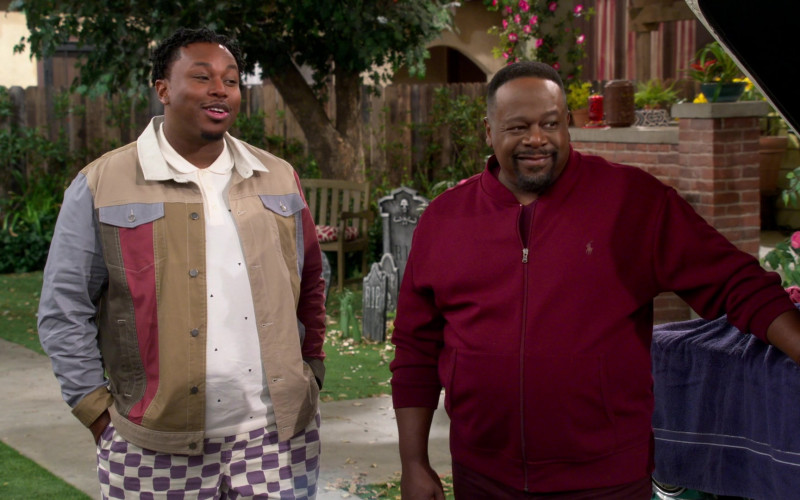 Ralph Lauren Jacket of Cedric the Entertainer as Calvin Butler in The Neighborhood S04E06 Welcome to the Haunting (2021)
