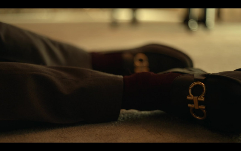 Salvatore Ferragamo Loafers of Billy Zane as Ari in True Story S01E01 Chapter 1 The King of Comedy (2021)