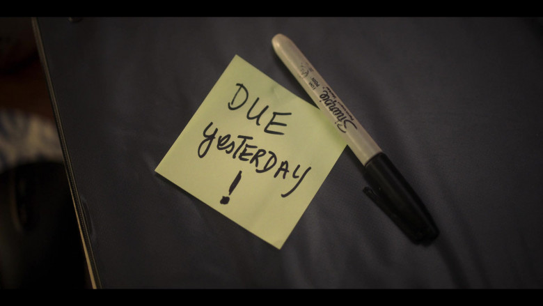 Sharpie Marker in Gentefied S02E05 Yessika's Day Off (2021)