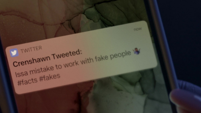 Twitter Social Network in Insecure S05E04 Faulty, Okay! (2021)