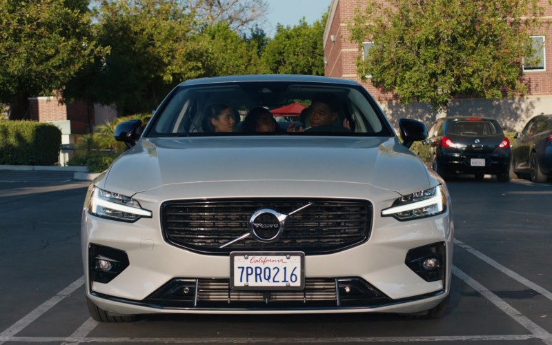 Volvo S60 White Car in Saved by the Bell S02E04 The Substitute (2021)
