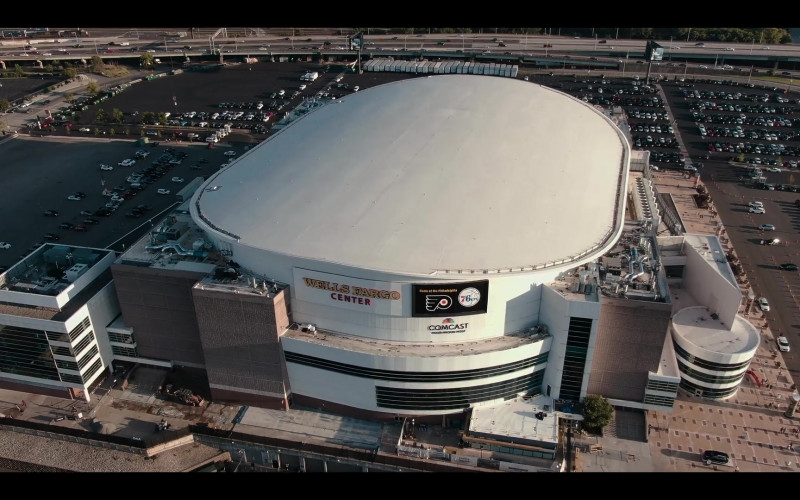 Wells Fargo Center in True Story S01E07 "Chapter 7: ...Like Cain Did Abel" (2021)