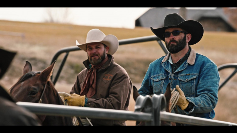 Wrangler Blue Denim Jacket For Men in Yellowstone S04E05 Under a Blanket of Red (2021)