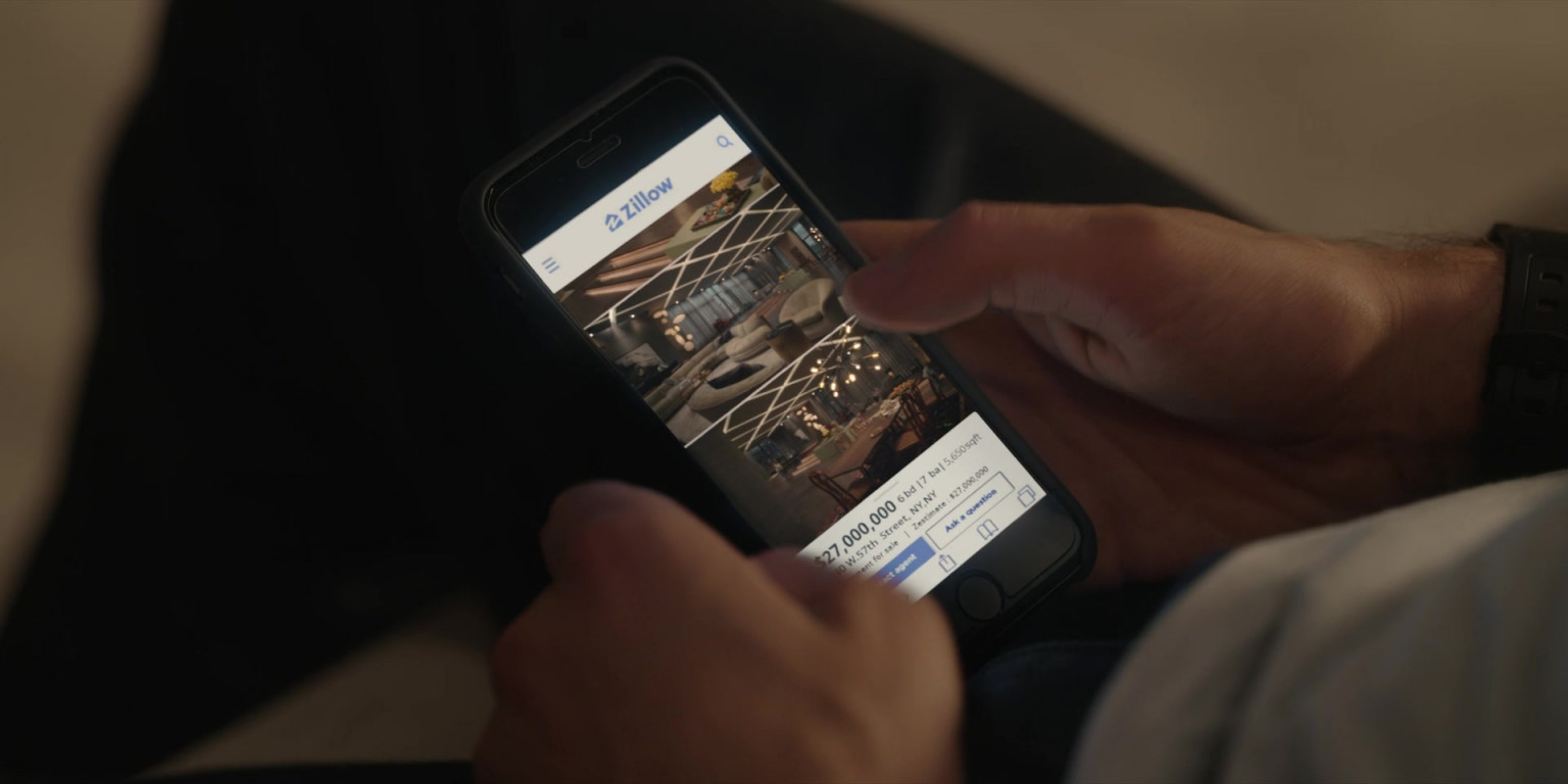 Zillow Online Real Estate Marketplace In Clifford The Big Red Dog (2021)