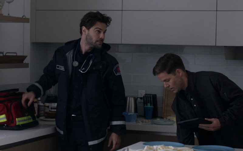 3M Littmann Stethoscope in Station 19 S05E08 All I Want for Christmas Is You (2021)