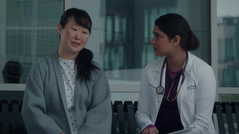 3M Littmann Stethoscopes in The Resident S05E09 He'd Really Like to Put in a Central Line (3)