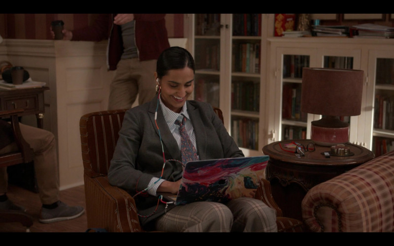 Apple MacBook Laptop Computer Used by Amrit Kaur as Bela Malhotra in The Sex Lives of College Girls S01E09 Cheating (202