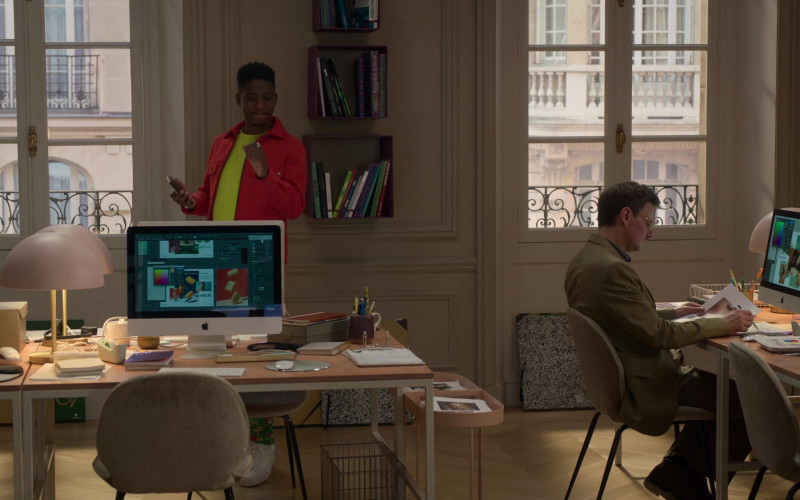 Apple iMac Computers in Emily in Paris S02E06 Boiling Point (1)