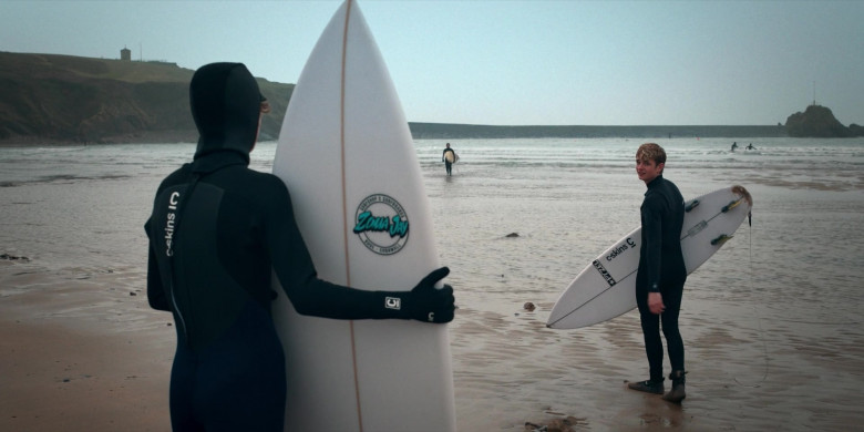 C-Skins in Alex Rider S02E01 Surf (2)