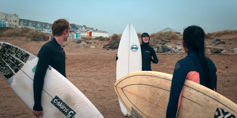 C-Skins in Alex Rider S02E01 Surf (3)