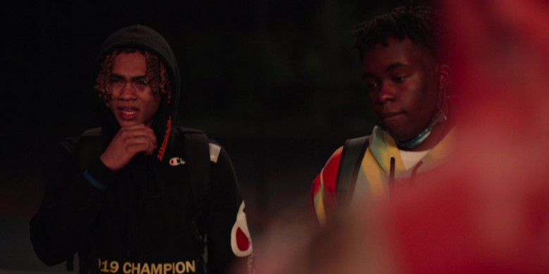 Champion Hoodie in Swagger S01E08 Still I Rise (2021)