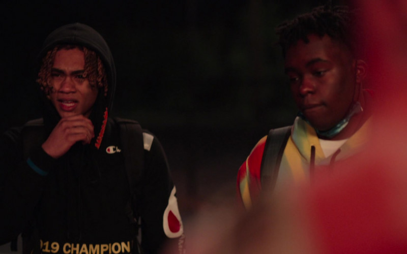 Champion Hoodie in Swagger S01E08 Still I Rise (2021)
