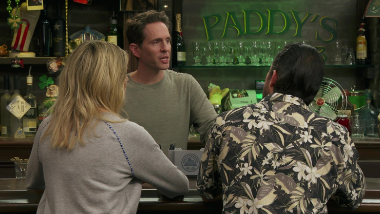 Coors Light Napkin Holder, Moet Champagne, Kahlúa Coffee Liqueur in It's Always Sunny in Philadelphia S15E03 TV Show
