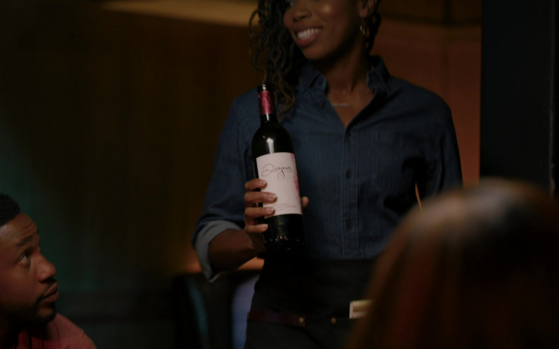 Darjean Jones Wine in Grand Crew S01E01 Pilot (2021)