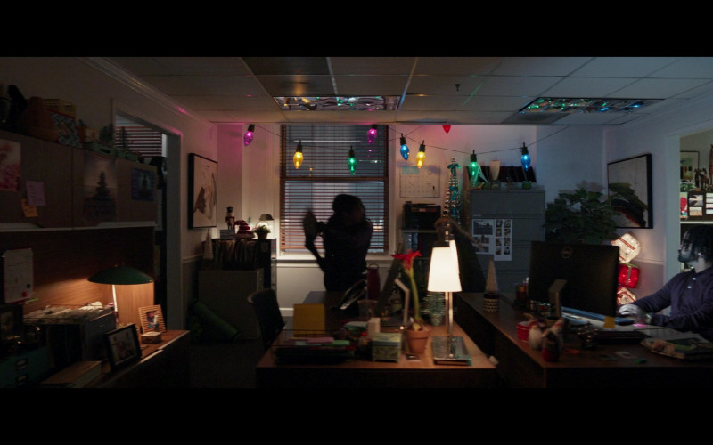 Dell Monitor in Hawkeye S01E06 "So This Is Christmas?" (2021)