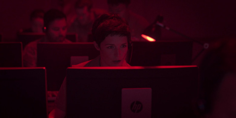 HP Computer Monitors in Alex Rider S02E02 Hunt (3)
