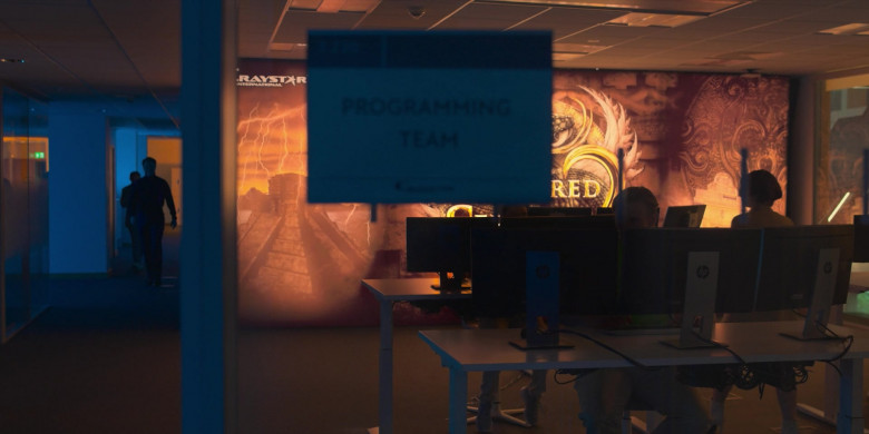 HP Monitors in Alex Rider S02E03 Mirror (1)